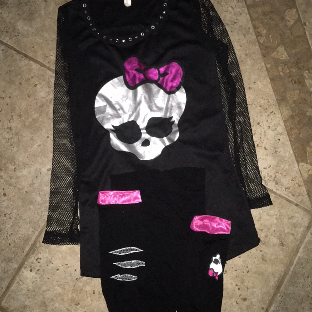 Monster High Long Shirt Leggings Outfit